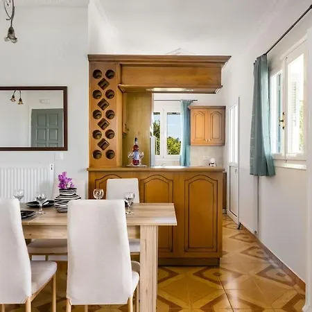 Holiday home Irene's House *